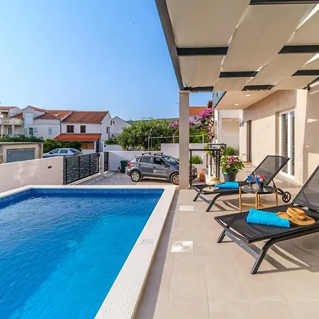 Holiday home Renesansa By Interhome