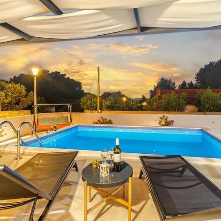 Holiday home Renesansa By Interhome *