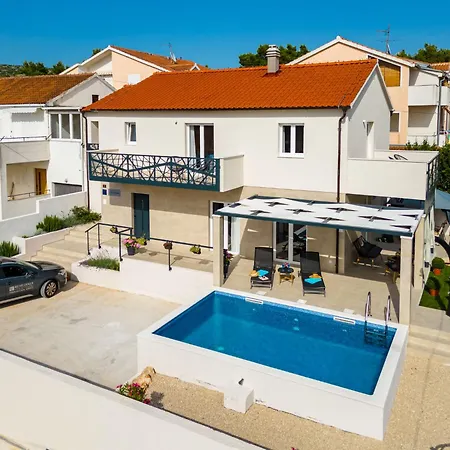 Holiday home Renesansa By Interhome