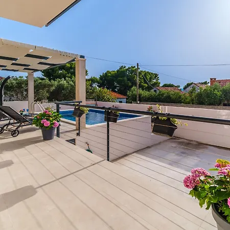 Holiday home Renesansa By Interhome Milna (Brac)
