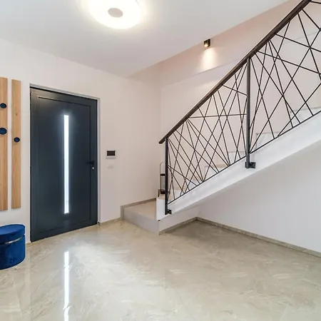 Renesansa By Interhome *