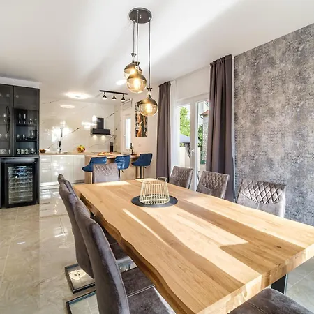 Renesansa By Interhome *